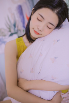 免费看吃胸膜奶18禁网站